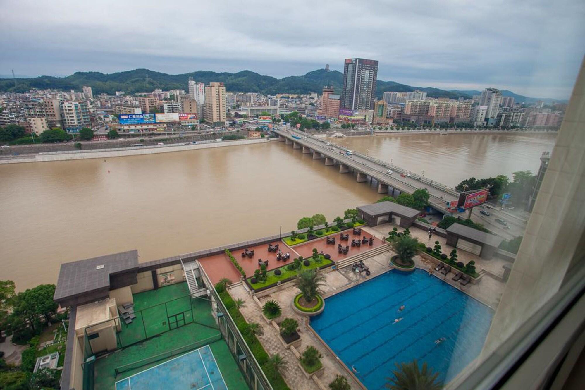 فندق رمادا بلازا شاوجوان Shaoguan المظهر الخارجي الصورة